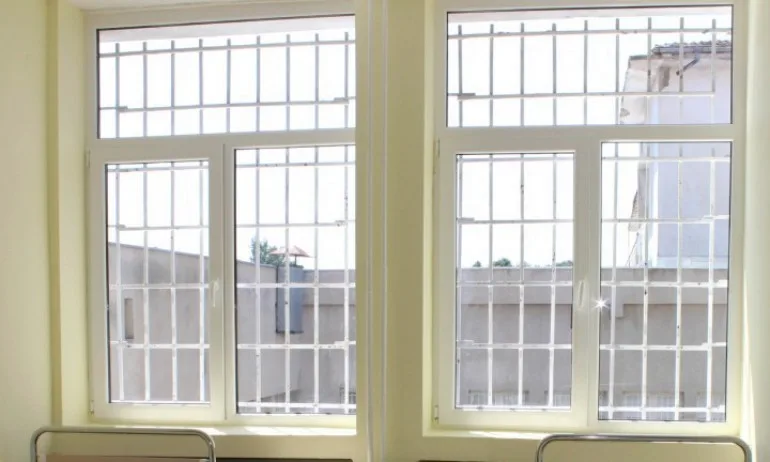 Бум на коронавирус в женския затвор в Сливен - Tribune.bg