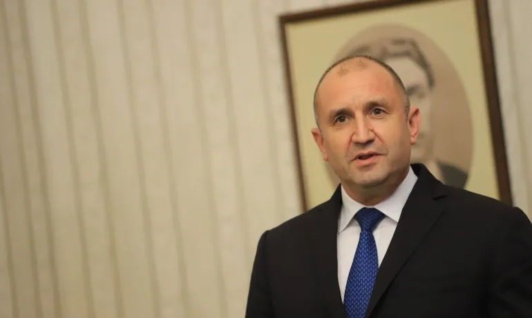 Д-р Табаков: Докато няма редовно правителство, единственият, който печели, е президентът - Tribune.bg