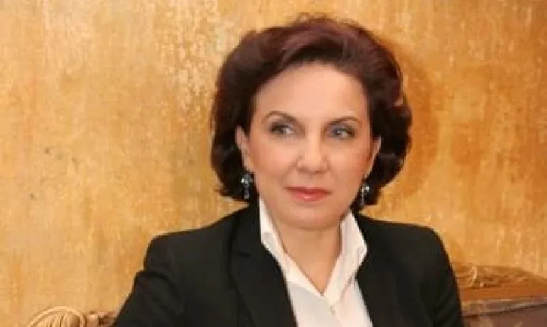 Обрат: Критичната към НОЩ Антония Първанова ги похвали - Tribune.bg