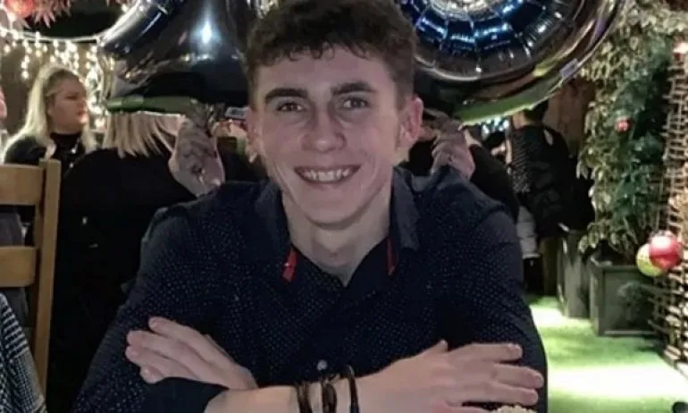 Младеж се събуди от 10-месечна кома, не е чувал за пандемията - Tribune.bg