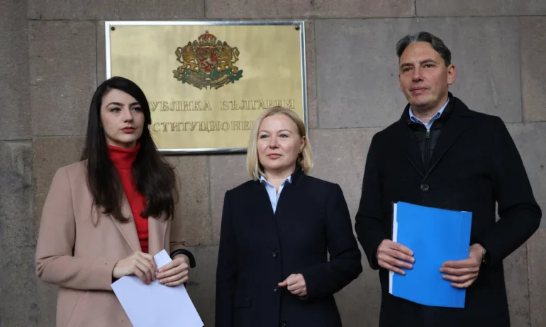 ПП-ДБ внесоха две жалби в Конституционния съд, искат повторно броене във всички секции - Tribune.bg