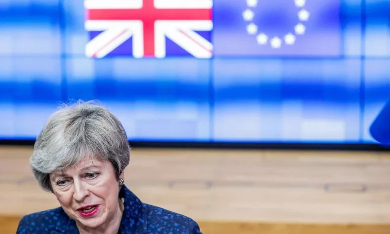Пореден опит – Мей ще иска още време, за да се договори за Брекзит - Tribune.bg