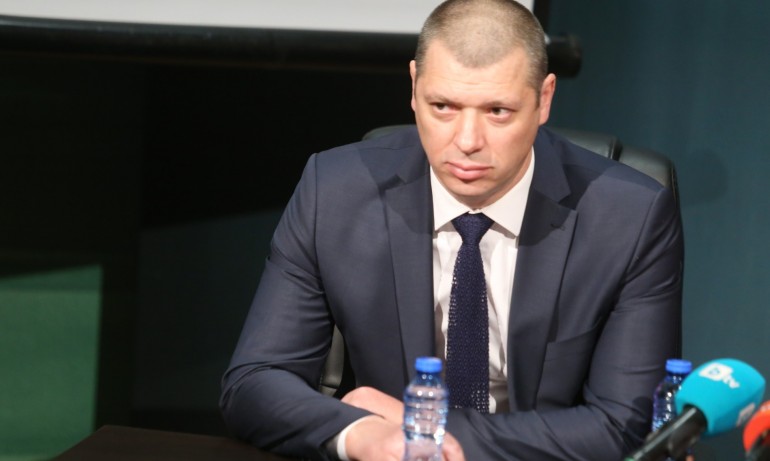 КПКОНПИ е с нов председател - Tribune.bg