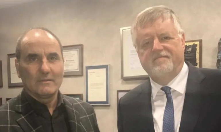 Цветанов обсъди политическата и икономическата ситуация у нас и в региона с посланика на Германия - Tribune.bg