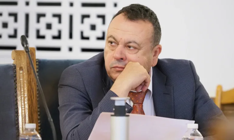 Хамид Хамид: Главата на Доган е замъглена от облак – мента с мастика - Tribune.bg