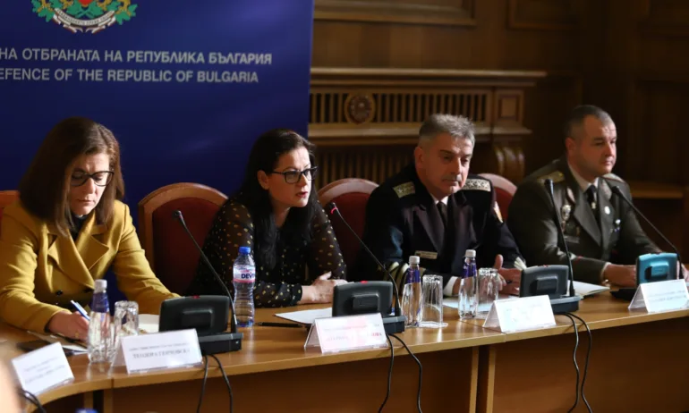 България не е изпратила нито един елемент от помощта за Украйна на фронта - Tribune.bg