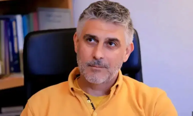 Държавна сигурност е връзката между Алексей Петров, Васил Божков и Васил Терзиев - Tribune.bg