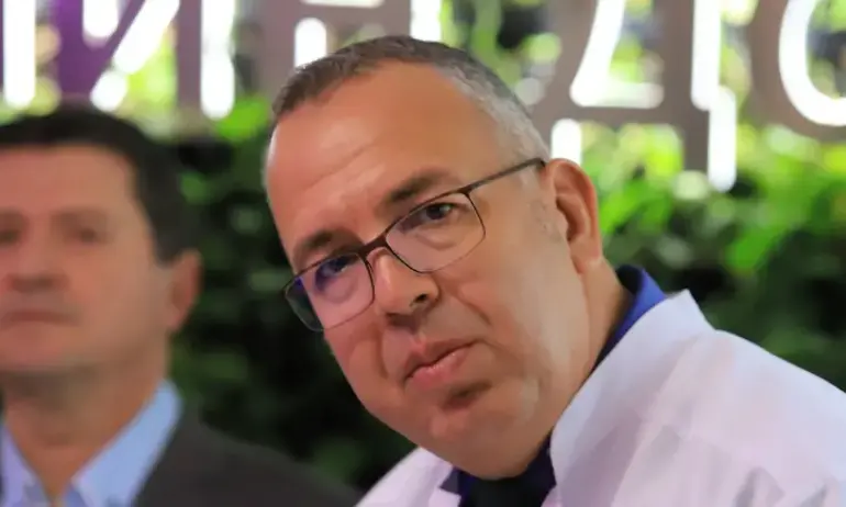 Близо 2 млн. лева е получил директорът на Майчин дом за две години и половина - Tribune.bg