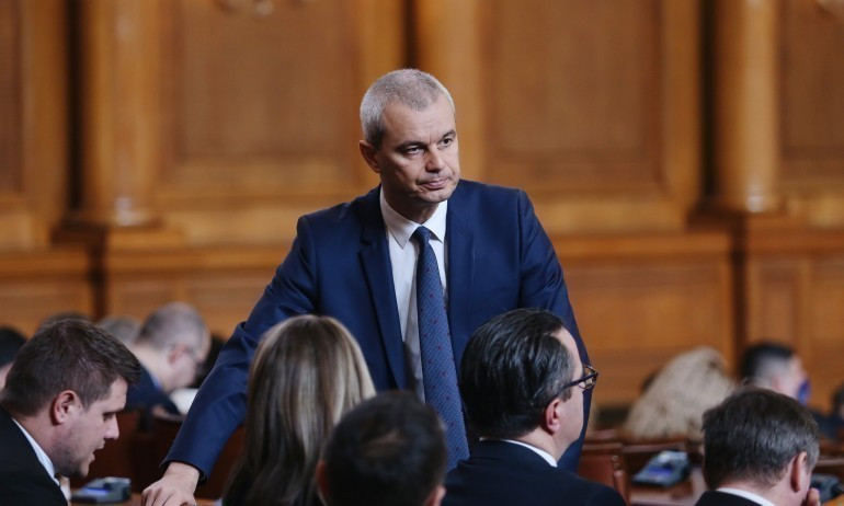 Костадинов е внесъл в Президентството искането за спешен КСНС - Tribune.bg