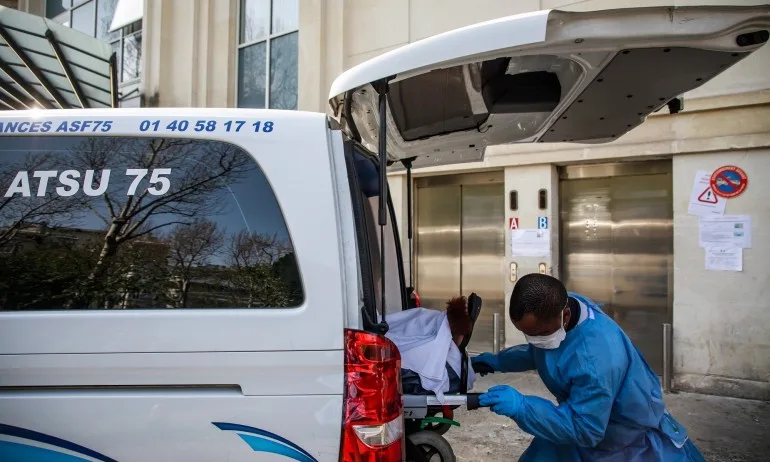 Най-младата жертва на COVID-19 във Франция – 16-годишната Жюли - Tribune.bg