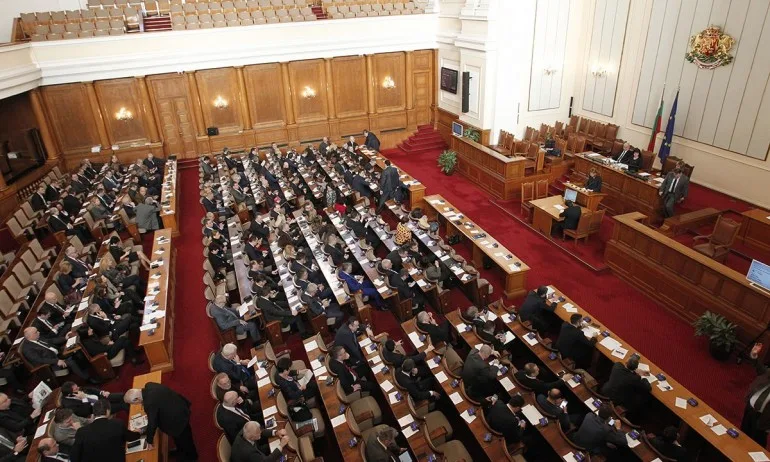 Единодушно: Депутатите одобриха по-ясни правила за партийните субсидии - Tribune.bg