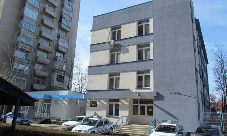 Столични полицаи търсят собственика на намерена сума пари - Tribune.bg