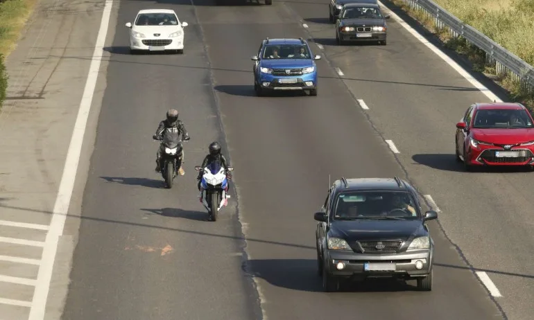 За нелегален обществен превоз на пътници – до 10 г. затвор - Tribune.bg