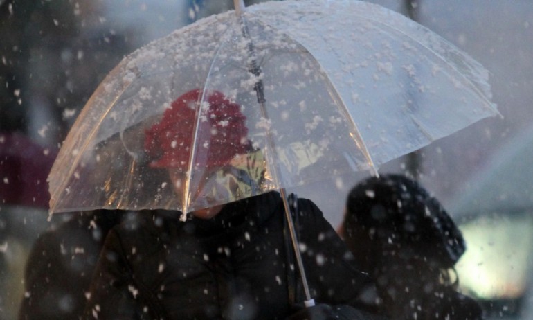 Жълт код в 8 области заради обилни валежи - Tribune.bg