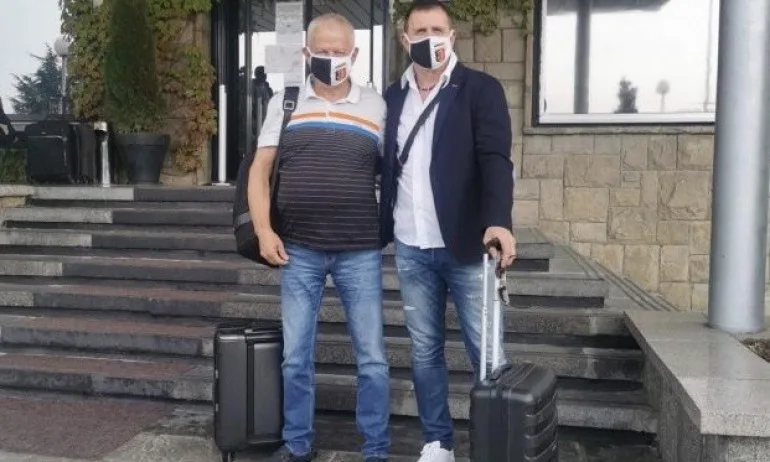 Крушарски и Акрапович заминаха за среща с бразилски гранд - Tribune.bg