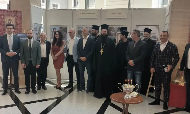 Изложба разказа на депутатите за изграждането на най-големия нов храм: Свети патриарх Евтимий Търновски в Люлин 9 - Tribune.bg