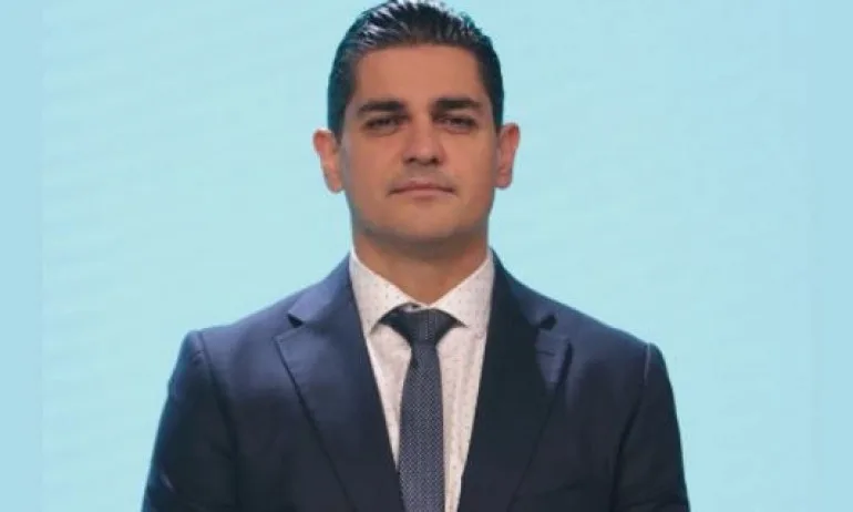 Д. Стоянов: Може ли някой да ми посочи една от десетките статии на адв. Василев от ИТН - Tribune.bg