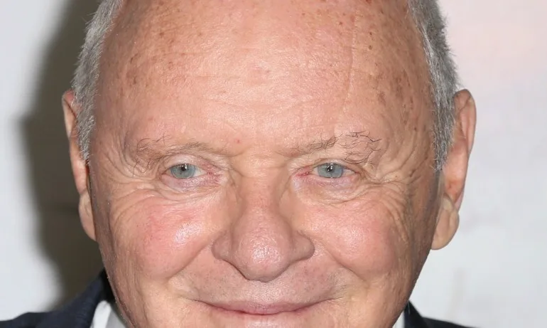 Сър Антъни Хопкинс отпразнува 45 години трезвеност - Tribune.bg