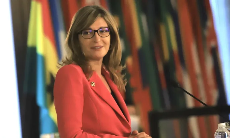 Екатерина Захариева: ГЕРБ прави огромен компромис за постигане на стабилност - Tribune.bg