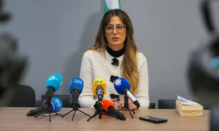 Мъжът, който обезобрази жена си с макетно ножче, първо избягал, но после се предал - Tribune.bg