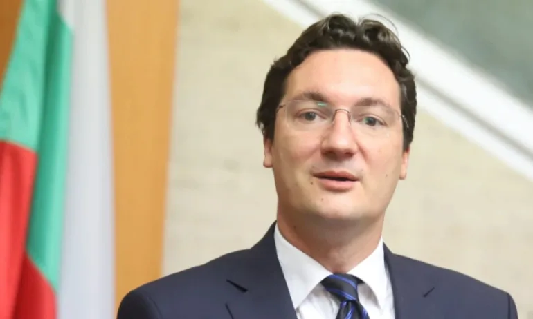 Как и опонентите на Гешев вече атакуват проекта Зарков - Tribune.bg