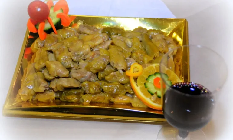 Започва конкурсът за Най-вкусните домашни станимашки сармички - Tribune.bg