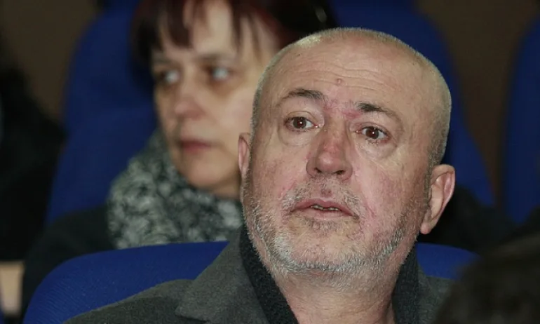 Предозиране: Максим Генчев обвърза обесването на Левски със земетресението в Турция - Tribune.bg