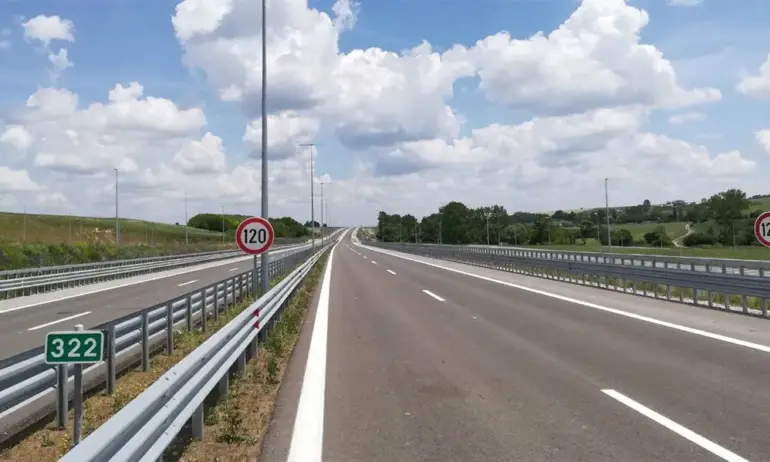 МРРБ опроверга Министерски съвет: Промените не касаят АМ Хемус, не се отлага строежа - Tribune.bg