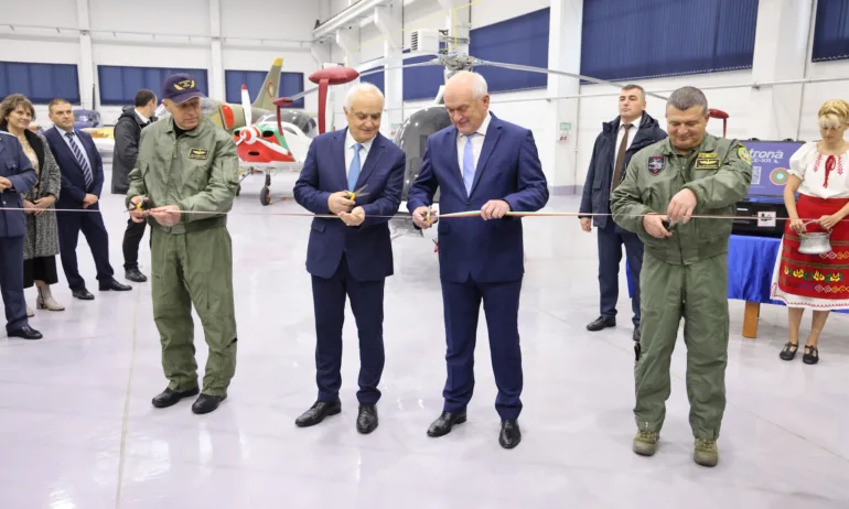 Първите два самолета F-16 ще дойдат в края на март догодина - Tribune.bg