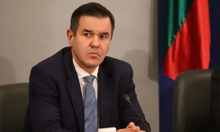 Министърът на икономиката обещава рязък спад на инфлацията - Tribune.bg