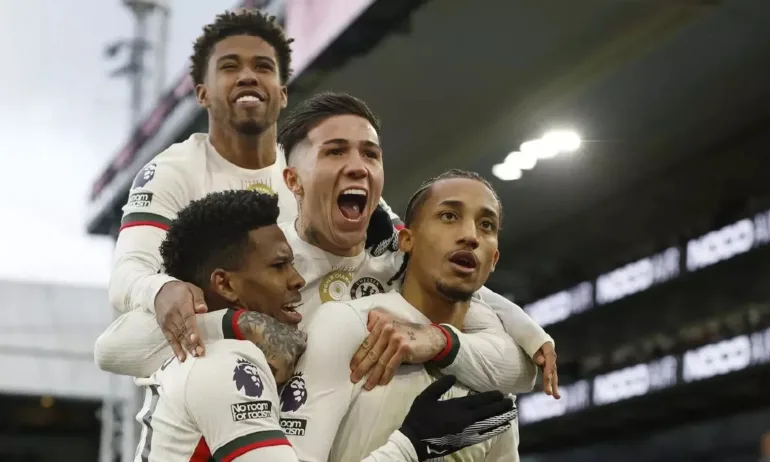 Ще се справи ли Челси с Илия Груев и Лийдс - Tribune.bg