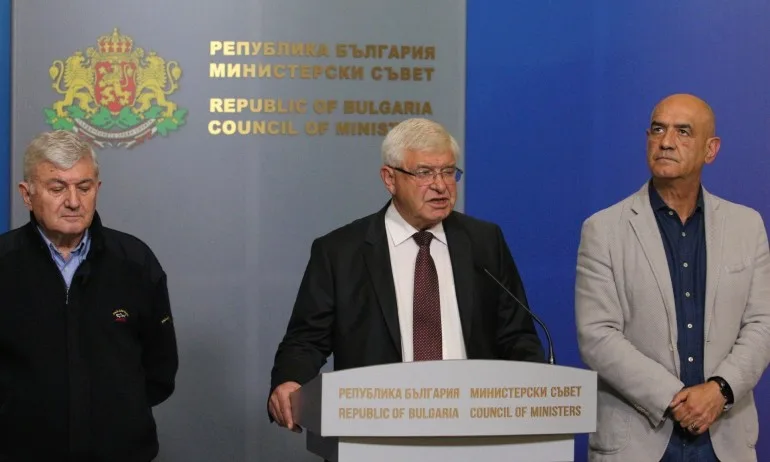 Д-р Дечев: 50 млн. лв. допълнително влязоха в системата на здравеопазването - Tribune.bg