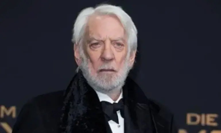 За 89-та си годишнина Доналд Съдърланд с мемоари Измислено, но все пак вярно - Tribune.bg