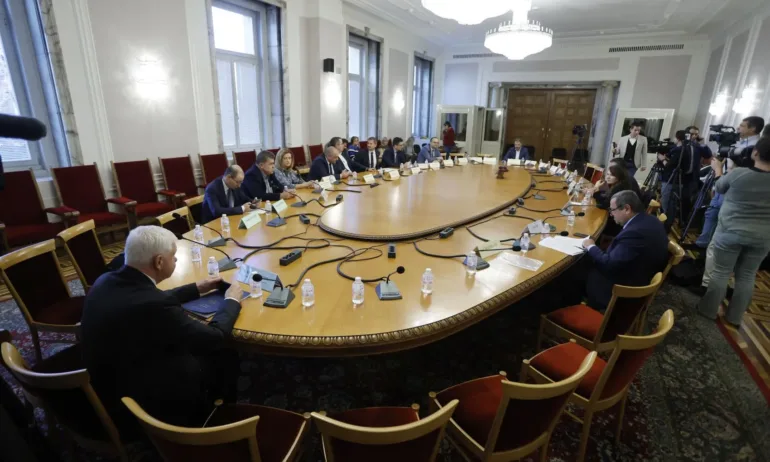 Ресорната комисия в НС обсъжда Бюджет 2026 (ОБНОВЯВА СЕ) - Tribune.bg