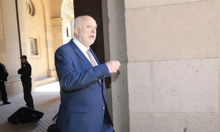 Рецидив: Втори министър на Радев иска да кадрува в медия - Tribune.bg