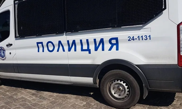 Задържан е шофьор, предложил подкуп на пътен полицай - Tribune.bg