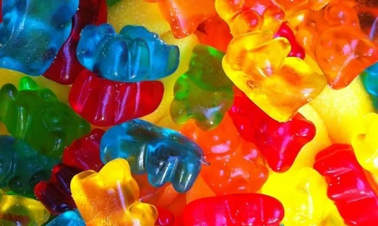 Нова мода при децата: Дрога във вид на желирани мечета - Tribune.bg