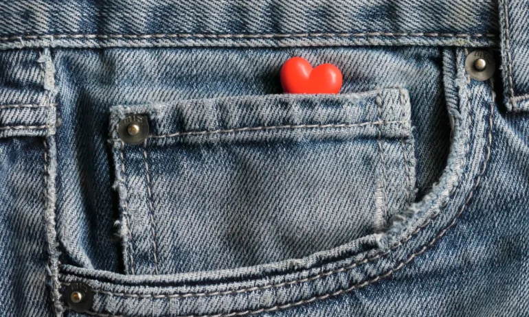 Шест издайнически признака, че ви изневеряват - Tribune.bg