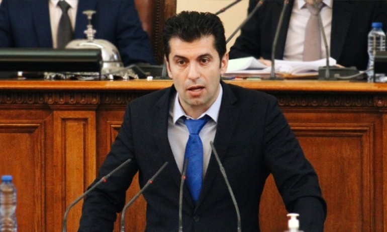 Петков обяви договор за евтин американски газ, но крие цената и доставчика - Tribune.bg