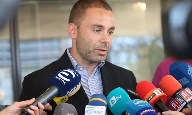 ГЕРБ: Нападнатата на Орлов мост жена не е член на партията - Tribune.bg