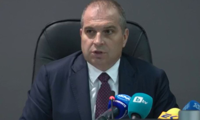 Караджов: Петков и Продължаваме лъжата управляват държавата с фантазия - Tribune.bg