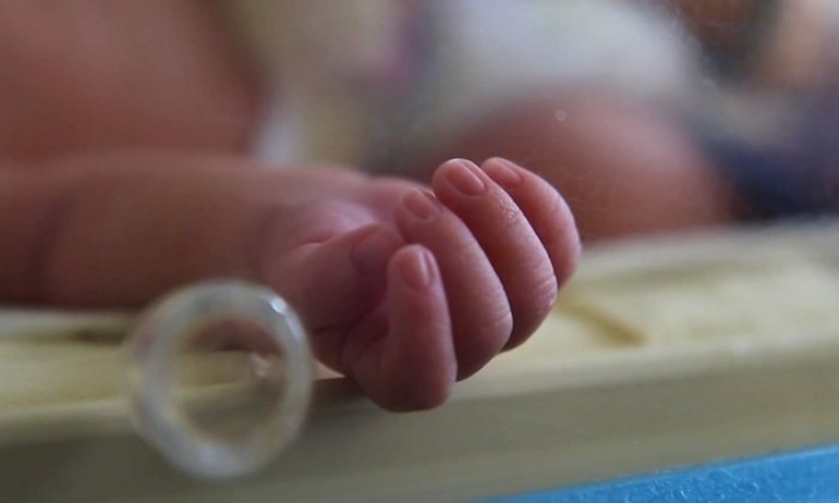 Разследват смъртта на тримесечно бебе в Козлодуй - Tribune.bg