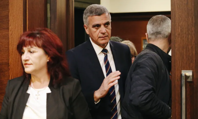 Стефан Янев: До момента Български възход се финансира с лични средства - Tribune.bg