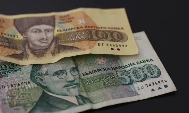 Зимата на 1997: Как българите станаха милионери за една нощ? - Tribune.bg