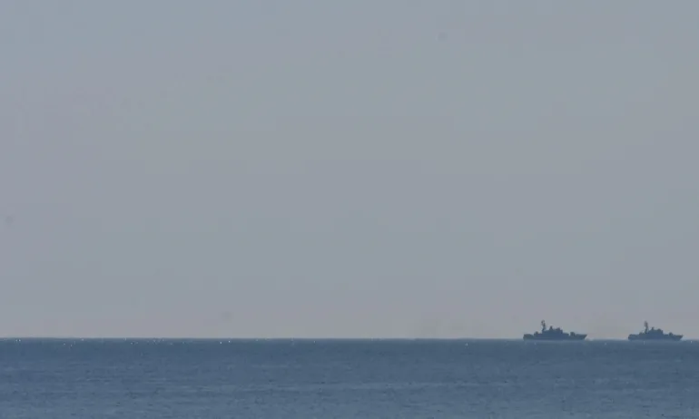 Моряците от единия задържан в Румъния български кораб са били освободени - Tribune.bg