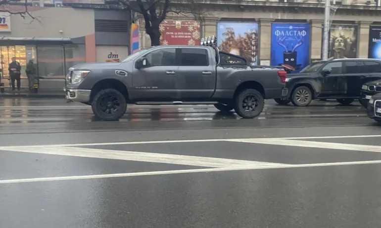 Извънредна ситуация: Джипове блокираха ключови булеварди и кръстовища в София - (ОБНОВЯВА СЕ/СНИМКИ/ВИДЕО) - Tribune.bg