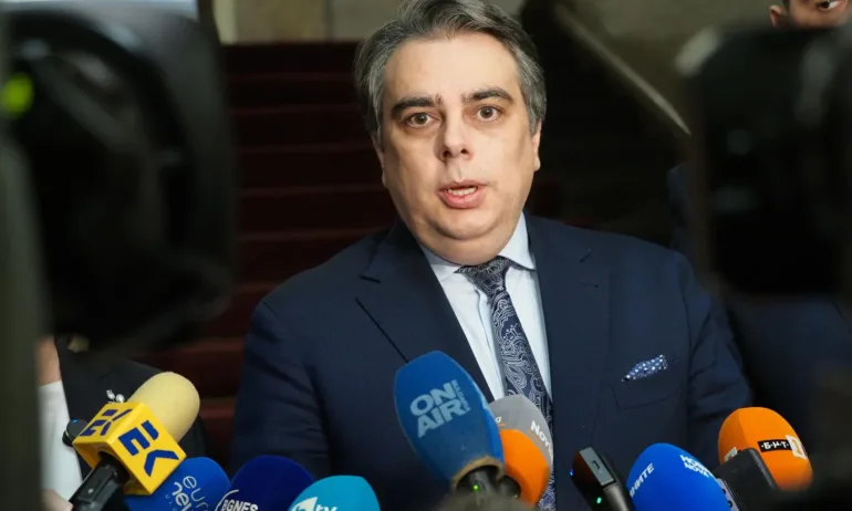 Асен Василев: Когато се прилагаше 100% машинно гласуване, имаше най-малко изборни нарушения - Tribune.bg