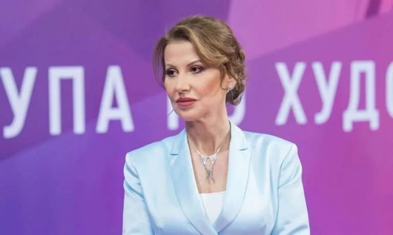 Илиана Раева показа внучката си за първи път (ВИЖТЕ СНИМКА) - Tribune.bg