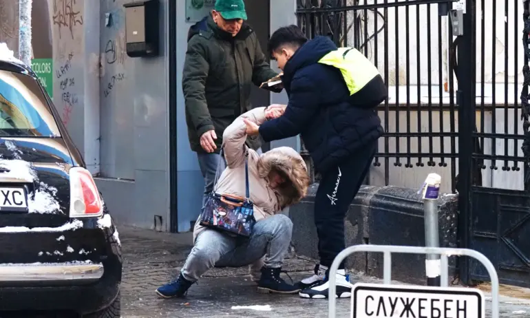 Резултатът от ледената пързалка в София: 305 човека за 2 дни са преминали през травматологията на Пирогов - Tribune.bg