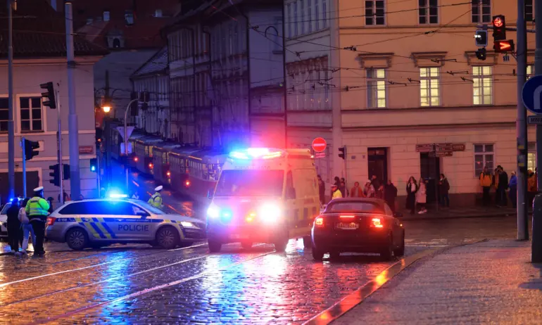 Убити и ранени при стрелба близо до университет в Прага (ВИДЕО) - Tribune.bg